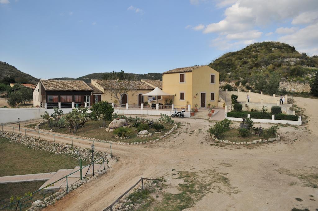 Agriturismo Timpa Del Sole Villa Noto Exterior photo